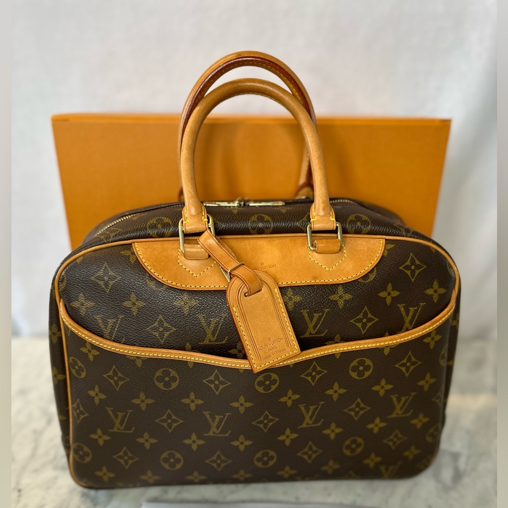 Louis Vuitton Deauville Monogram Bag with LV Gift Box